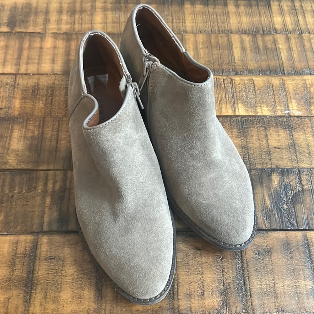 Lucky  Brand  shoes